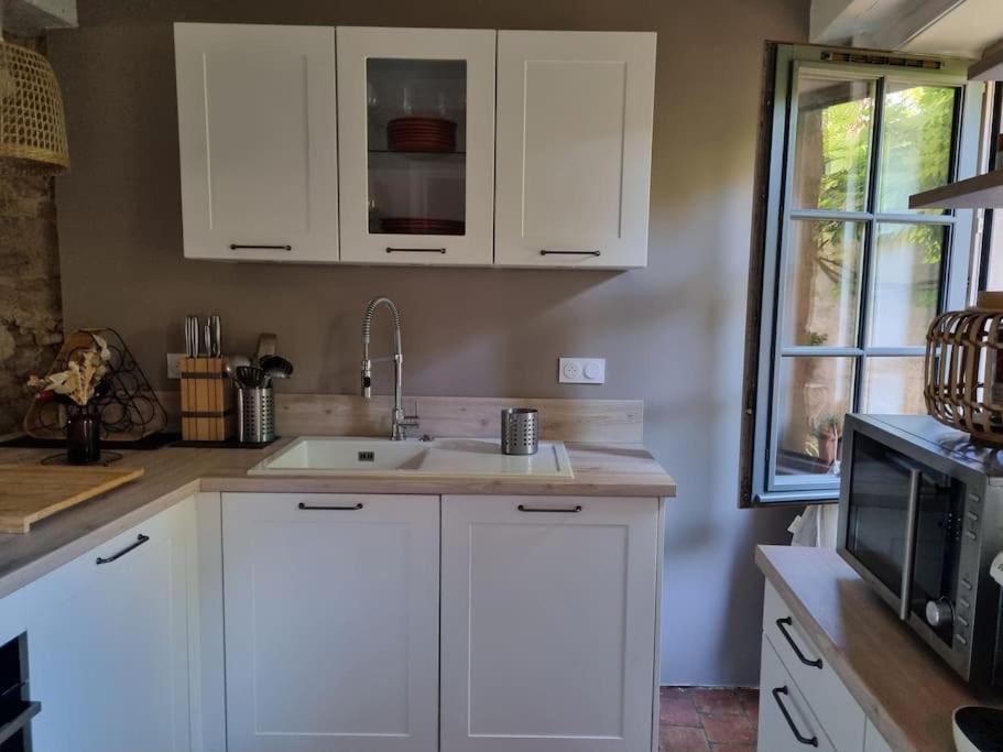 Charmante Maison Ancienne Avec Cour 알랑송 외부 사진